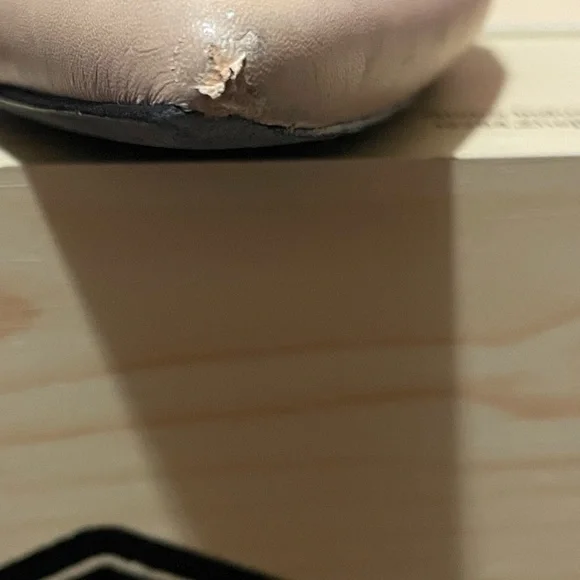 Tory Burch McKenna Leather Beige and Black Wedges - Picture 8 of 15